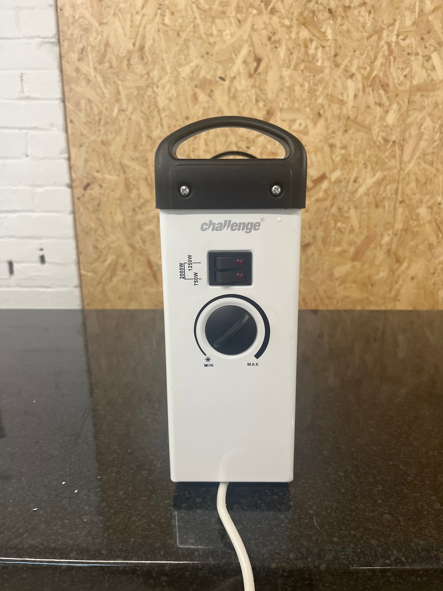 Challenge 2KW convector heater