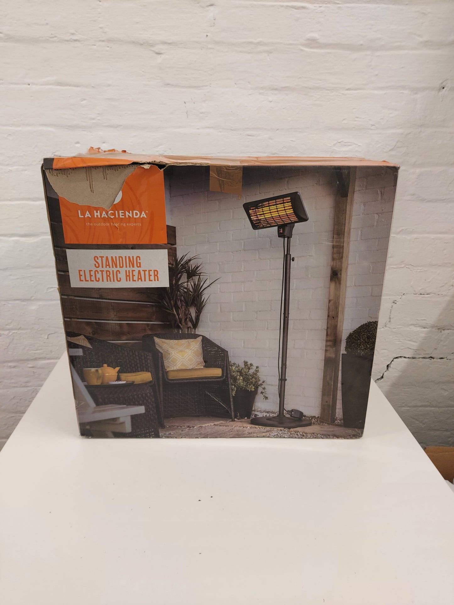 La Hacienda standing heater