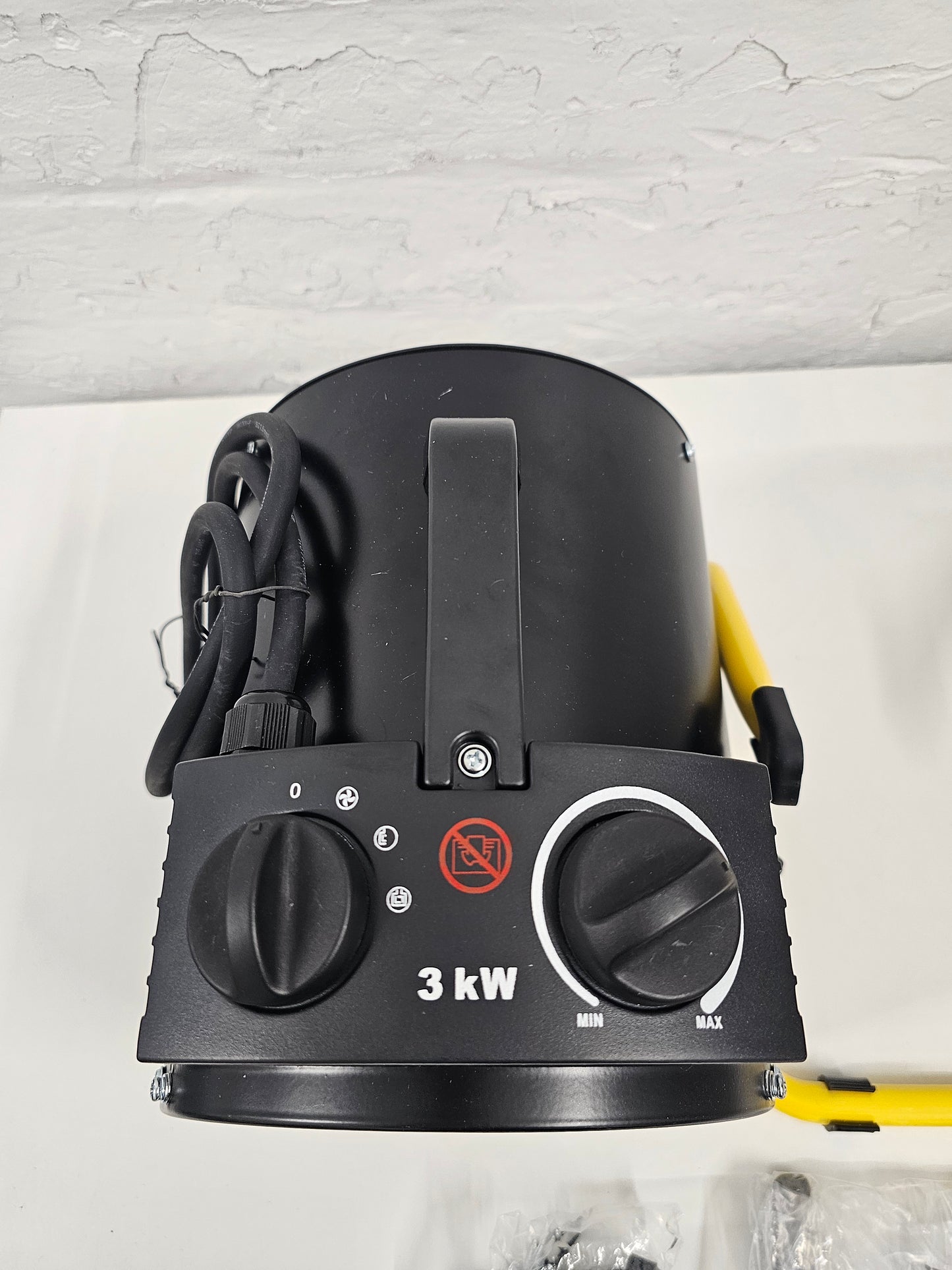Benross Industrial Fan Heater