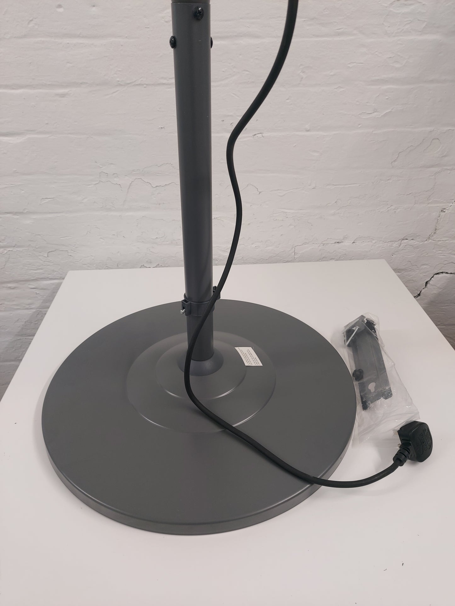 La Hacienda standing heater
