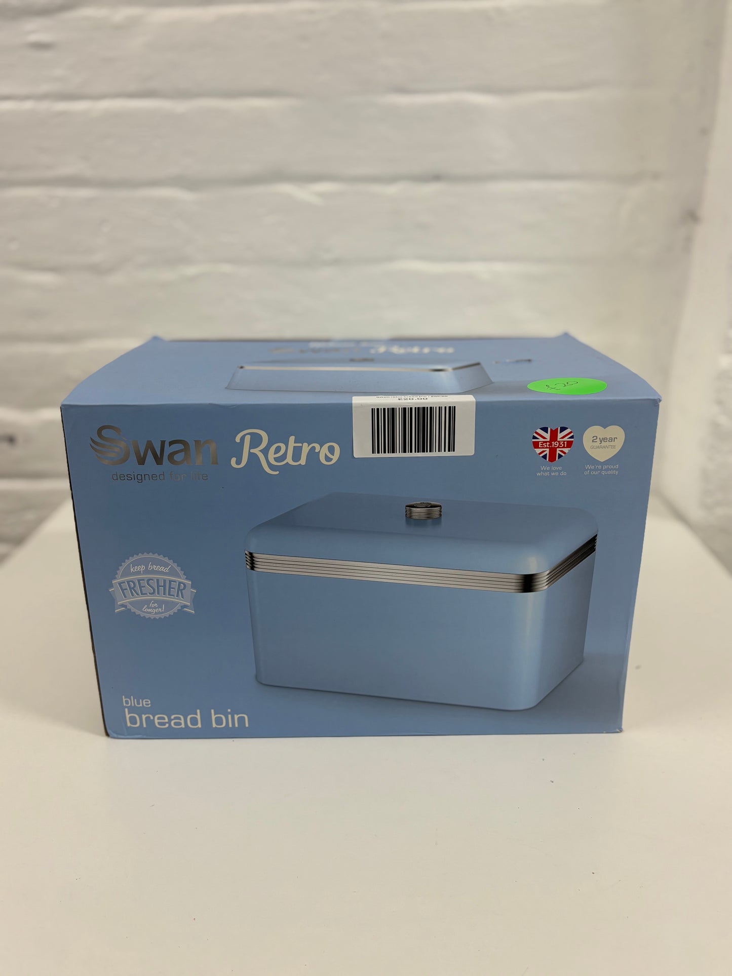 Swan retro bread bin