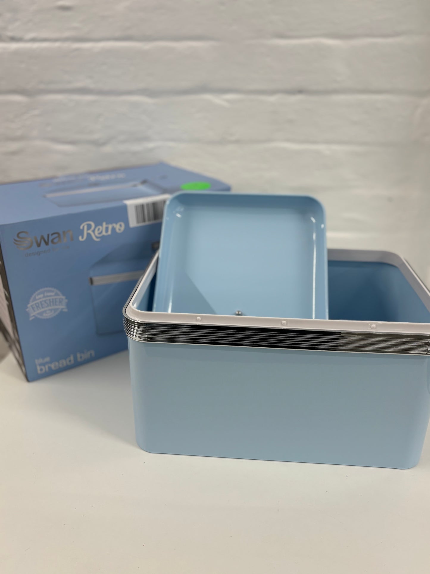Swan retro bread bin