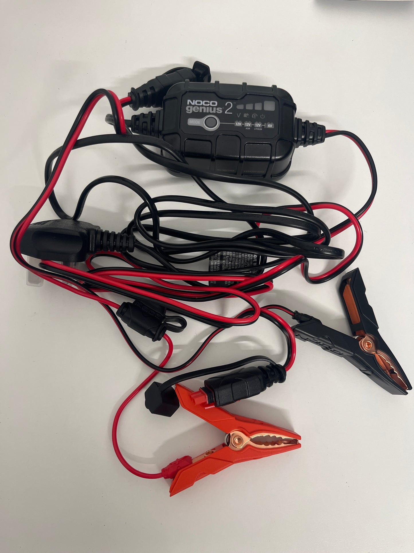 NOCO GENIUS2: 2A 6V/12V Smart Battery Charger