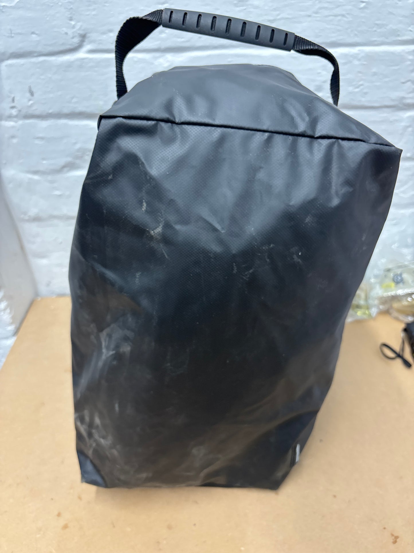 Amazon basic rooftop cargo carrier bag