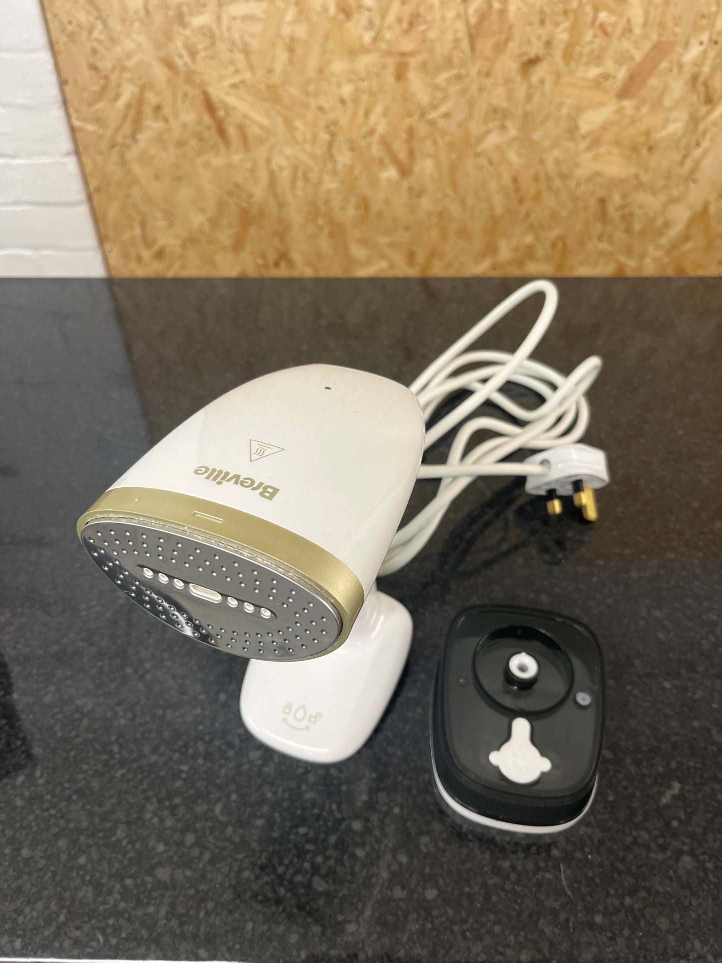 Breville CompactSteam Handheld Garment Steamer