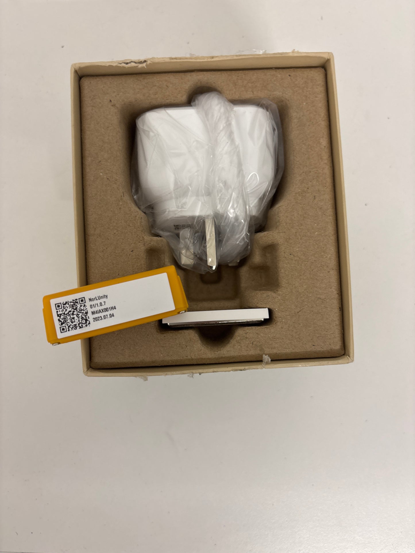 Smart plug