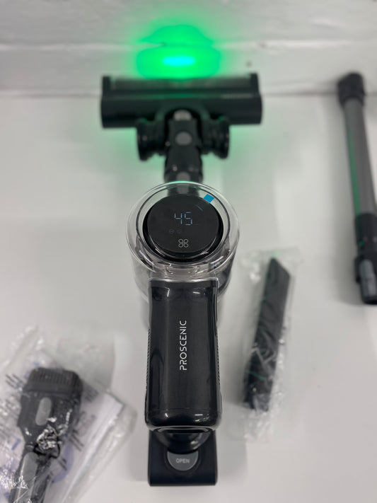 P13 cordless vacuum cleaner