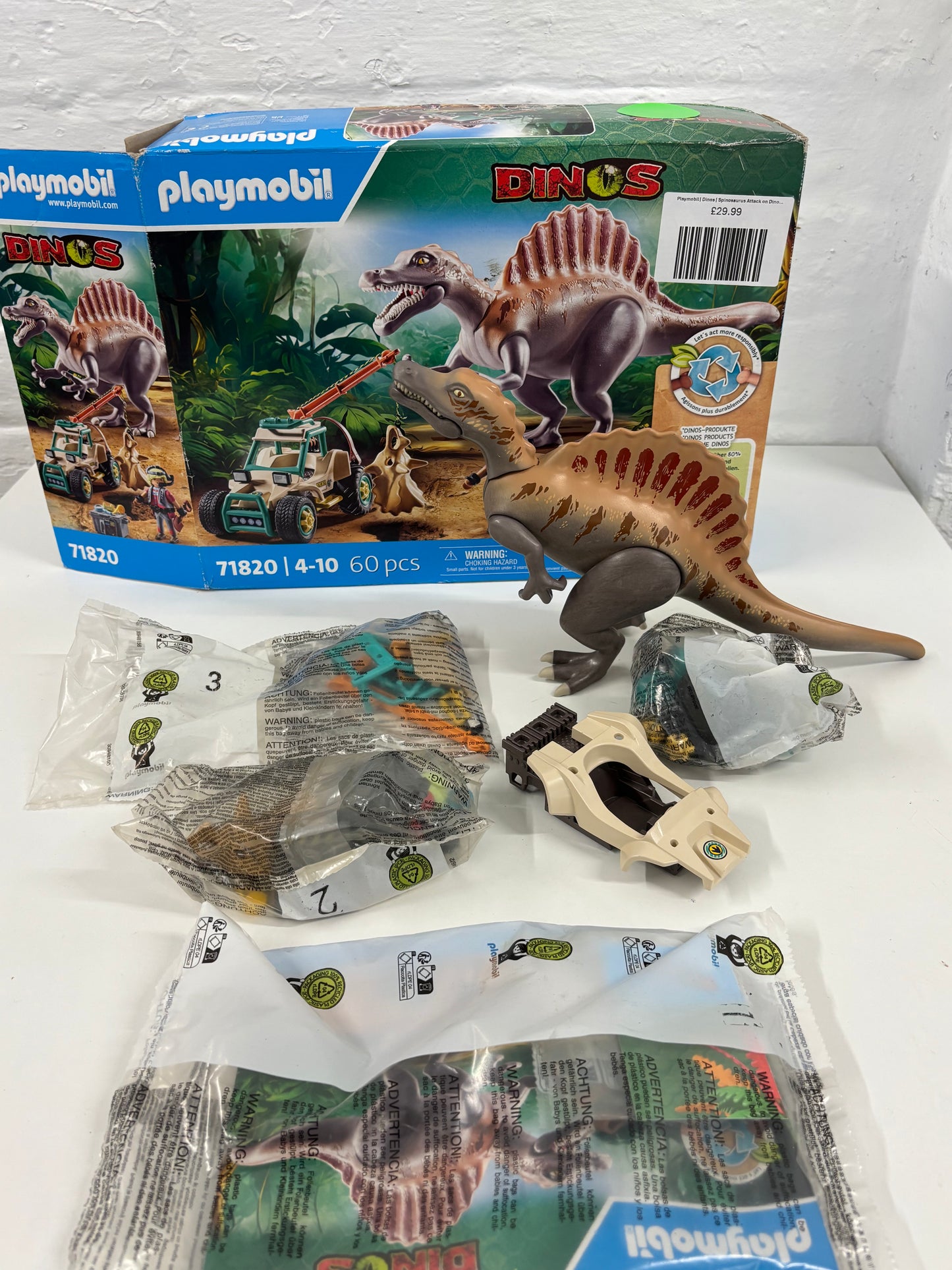 Playmobil | Dinos | Spinosaurus Attack on Dino Excavation | Dinosaur Playset | Action Toy | Adventure Toy for Kids Aged 4+ | 71820